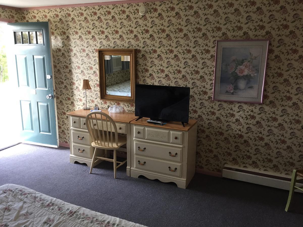 Swiss Inn Londonderry エクステリア 写真